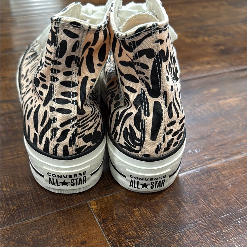 Converse -CT Platform Hi Jungle Art -Sneakers - Black and Cream 571084C - Picture 5 of 10